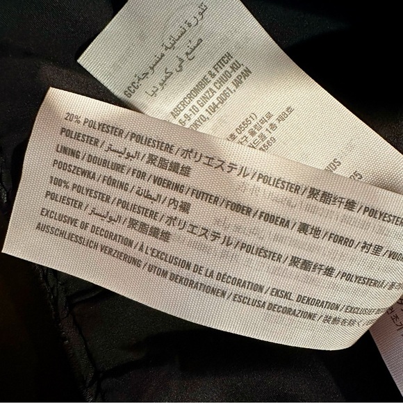 Abercrombie & Fitch Black Vegan Leather Pleated Side Tulip Hem Mini Skirt Sz XS - Picture 10 of 15